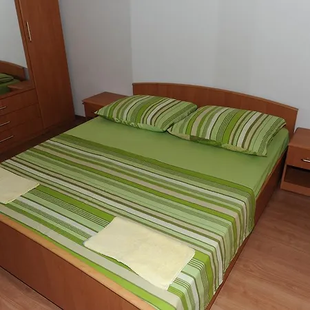 Matini Dvori Apartment Dubrava (Sibenik-Knin)